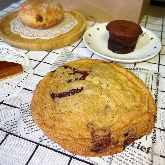 🍪 米芝蓮名廚主理巨型曲奇
