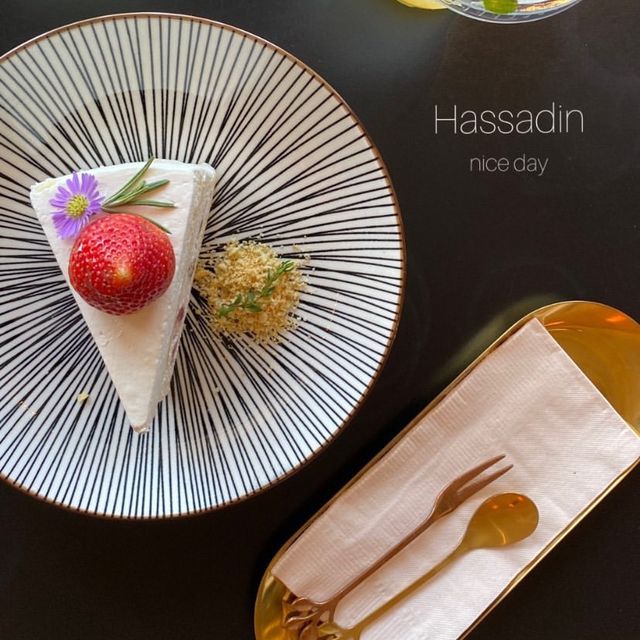 Hassadin cafe หน้าพระธาตุนคร