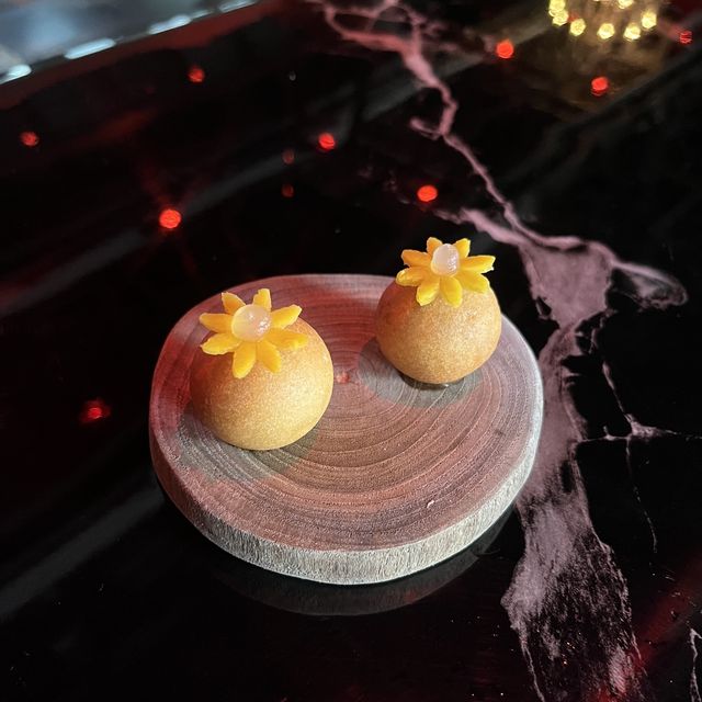 รีวิว Fine Dining ระดับ First Class บนเครื่องบิน