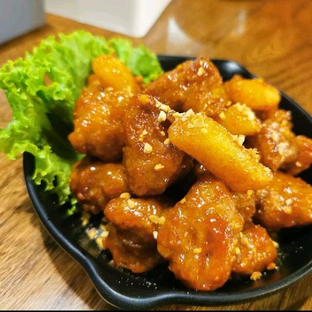 ฟินกับอาหารเกาหลีสุดอร่อย ที่ Hongdae Station 