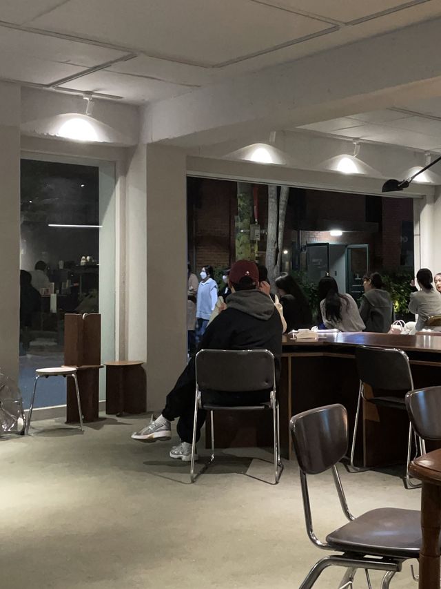 서울숲 산책하고 방문하기 좋은 감성 카페 ‘컴오프’ ☕️🎃🥧
