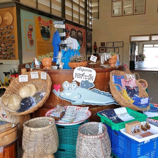 🐟~~⛴~~🐙ท่าฉลอม🐙~~⛴~~🐟 