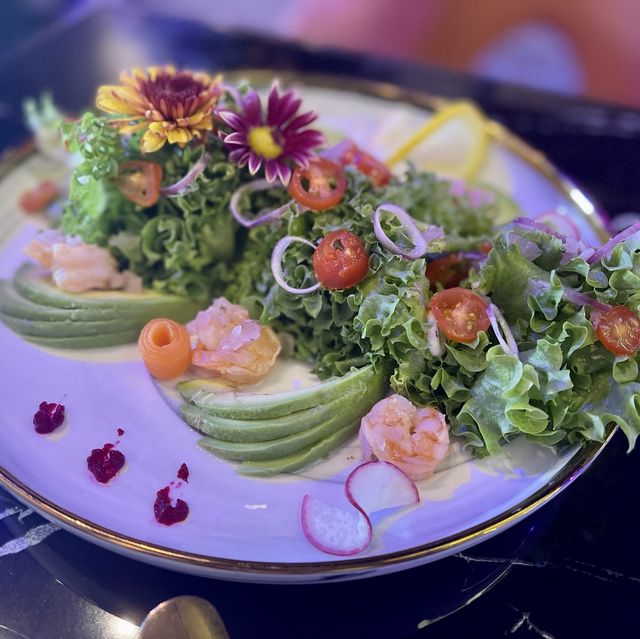 Tavn Gastropub 