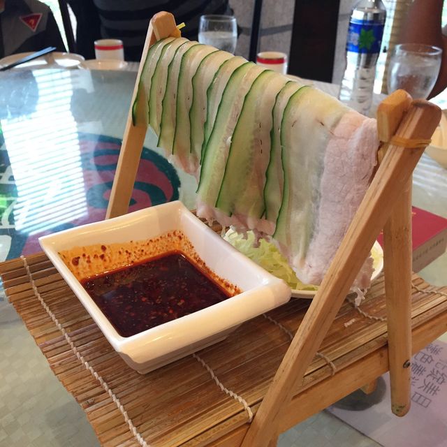 Baguo Buyi Cuisine Restaurant 