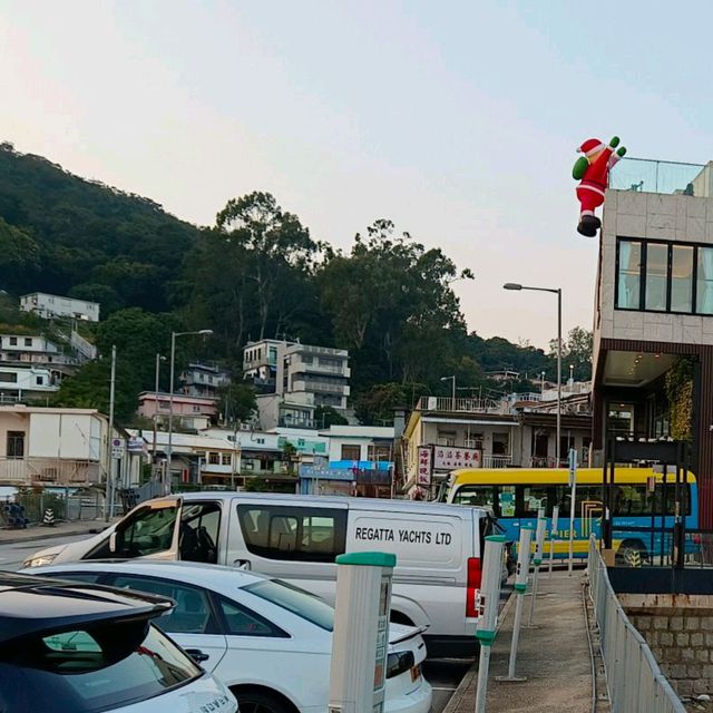 盡攬西貢，白沙灣碼頭，山脈，海水，船舶美景！非常浪漫！