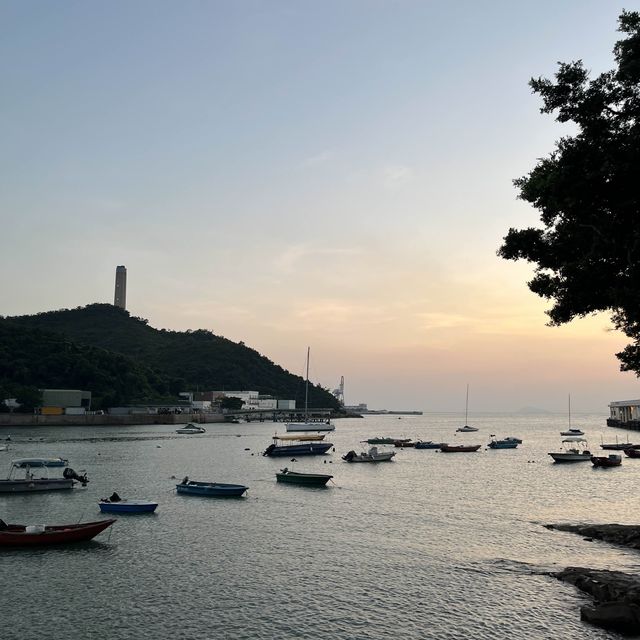 SPENDING A DAY ON YUNG SHUE WAN, LAMMA ISLAND, HONG KONG