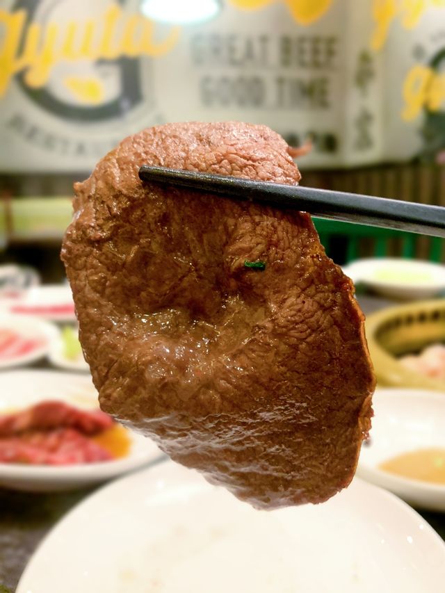 100分鐘瘋狂食燒肉  自從上次打完第二針好辛苦之後，蝦子餅就成日逼我食肉，覺得