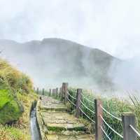 陽明山仙境一般的小油坑步道