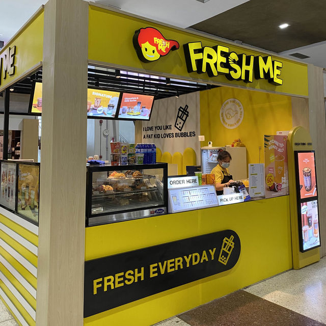 จิบชารอเวลาเช็คอินที่ Fresh Me สนามบินเชียงราย