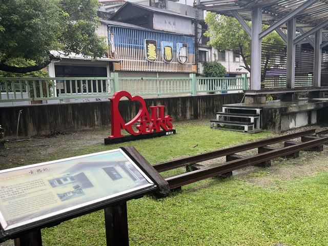 花蓮市區景點｜花蓮鐵道文化園區，有舊火車可以拍照