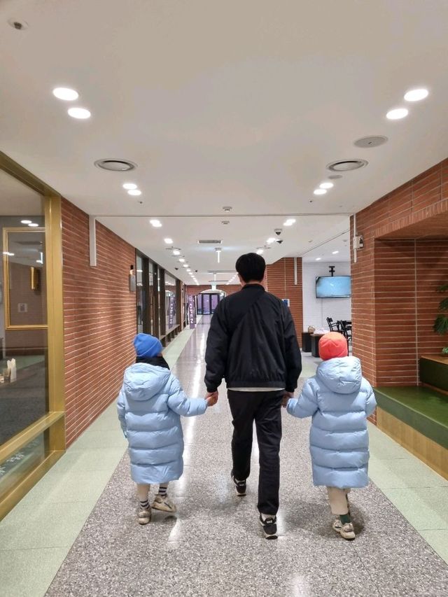 아크앤북에서의 실내데이트