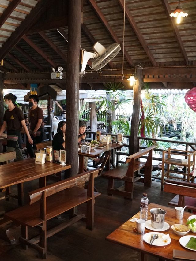 มาเที่ยวเชียงใหม่ ต้องกินอาหารเหนือร้านนี้!!