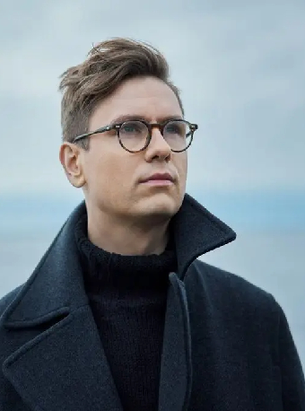 冰島鋼琴家維京格·奧拉夫森演繹《哥德堡變奏曲》|音樂會 | 深圳音樂廳-演奏大廳