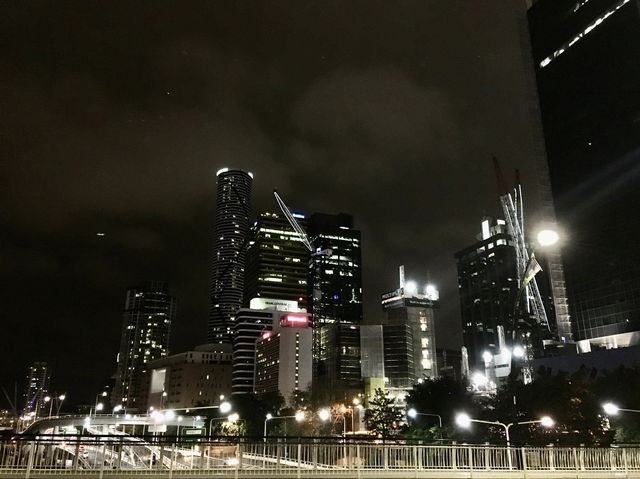 澳洲布里斯本熱門景點｜Brisbane River，日夜都美