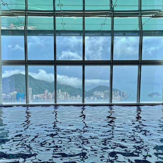 118/F雲端暢泳🏊🏼♀️🏊🏊🏼♂️😆 118/F雲端暢泳🏊🏼♀️🏊🏊🏼♂️😆