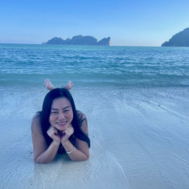 Long beach เกาะพีพีดอน น้ำใสสะอาด หาดทรายละเอียด 