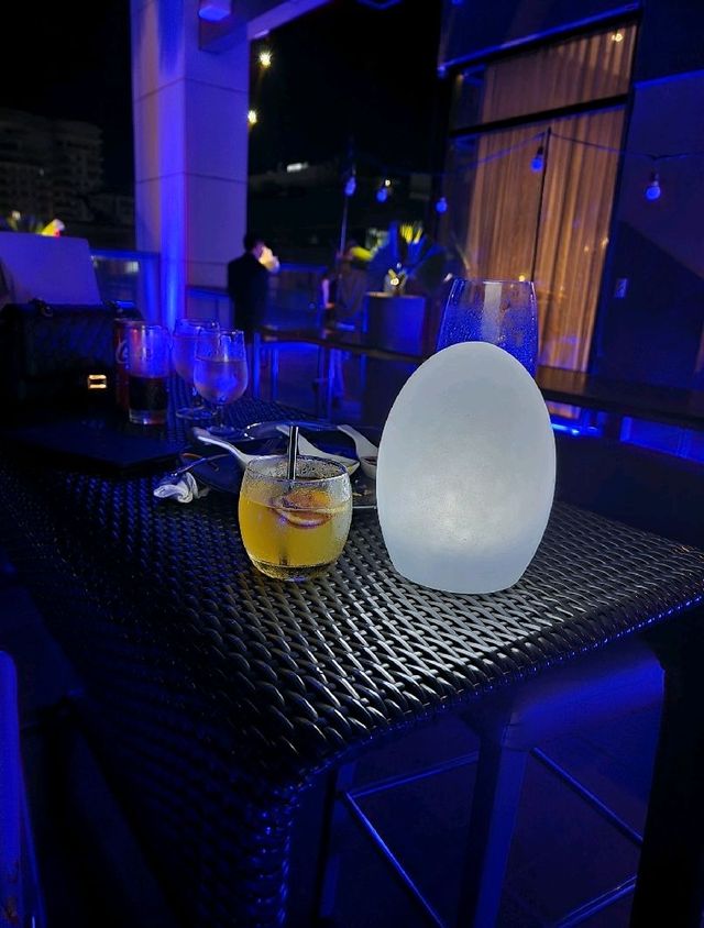 Straight Up Bar