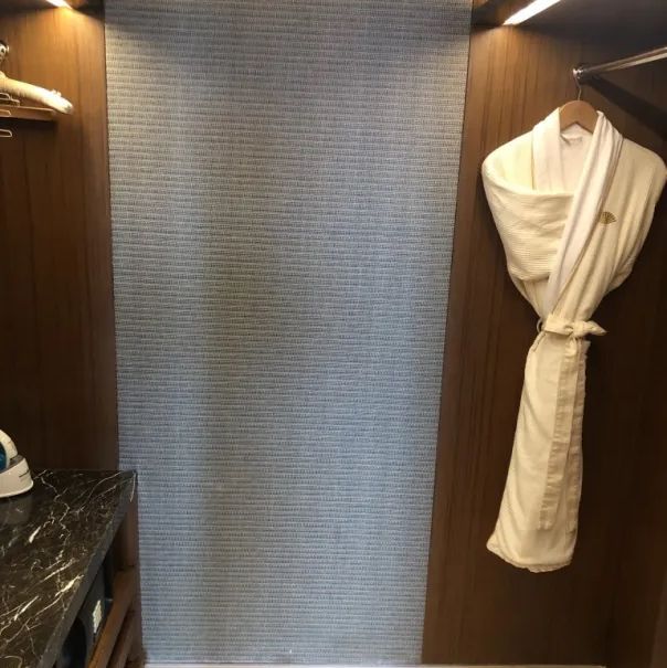 Mandarin Oriental Shanghai - Room Mandarin Oriental Shanghai - Room