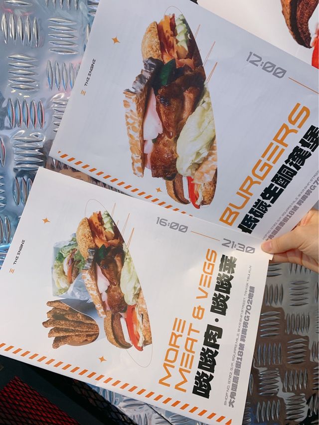 大角咀 𝑻𝒉𝒆 𝑬𝒏𝒈𝒊𝒏𝒆｜生酮低碳飲食外食族好地方🍔