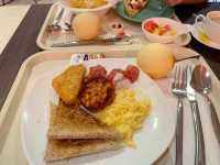 $598海景房 仲包兩餐同小食😍