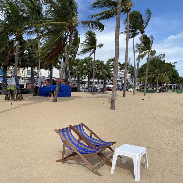 Famous beach for westerns - Jomtian Beach 