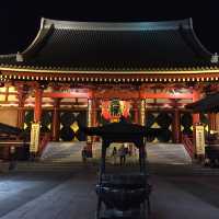 Sensoji Temple (วัดอาซากุสะ)