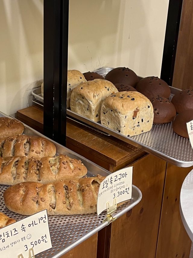 맨날 사먹고 싶은 소금빵🥐 맛집, 서울 합정 오늘도 미미