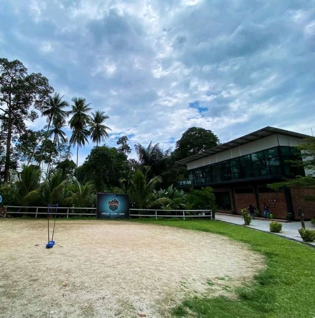 Gets into nature @ Gopeng Glamping Park 🏕️