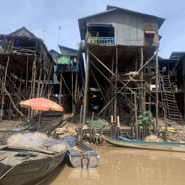 Remarkable Kompong Phluk Floating Village 