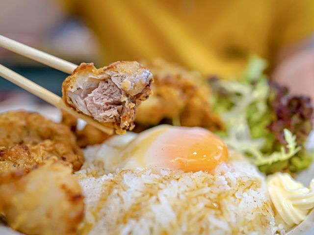 日式食堂夠親民，丼飯烏冬平到暈