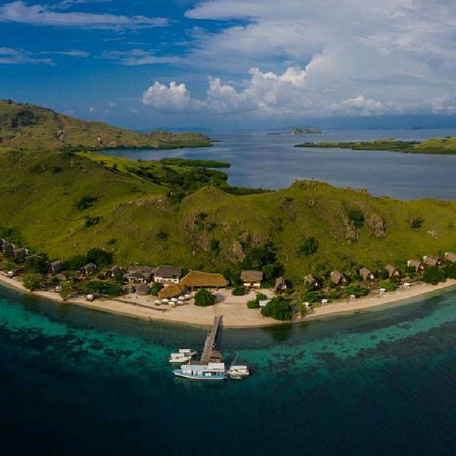 KOMODO RESORT AND DIVING CLUB