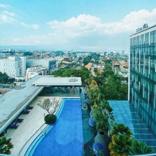 Strategic Hotel near Bandung Train Station