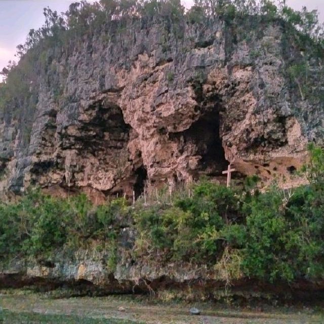 LAMANOK ISLAND, BOHOL, PHILIPPINES