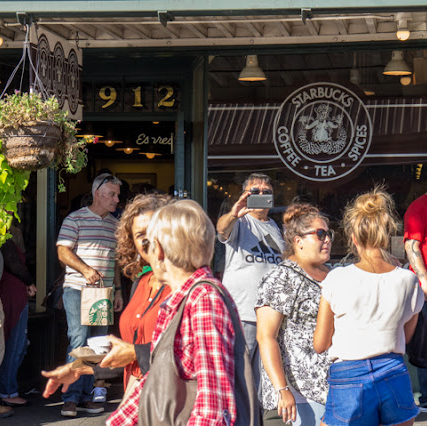 พาเดิน Public Market จุดเริ่มต้นร้านกาแฟชื่อดัง