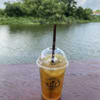  ริมตลิ่งคาเฟ่ Rim TaLing Cafe  