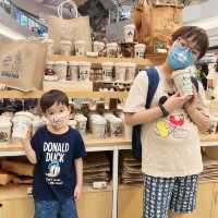 又一城LG2層的《Disney. Love Nature》