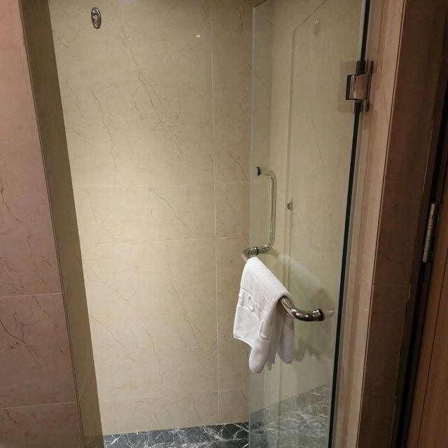 萬聖節當晚的staycation