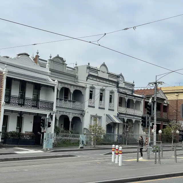 Carlton 
