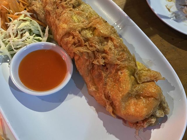 ร้านยอดแซ่บ สารภี