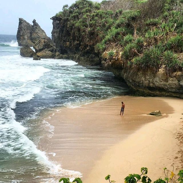 MIDODAREN BEACH - YOGYAKARTA