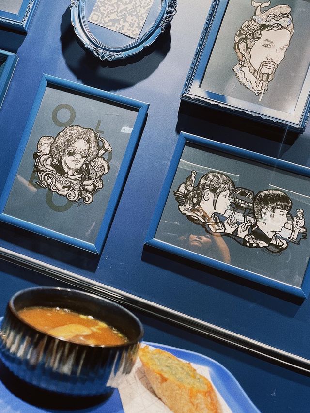 超級爆紅網紅Cafe🥳🪄monmon藍寶石店