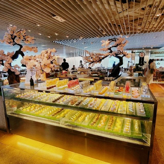 Cafe Too lunch buffet 