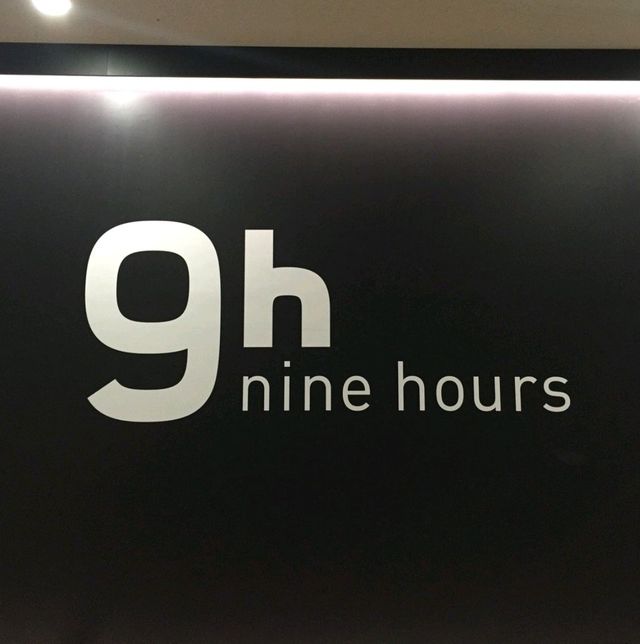 CAPSULE HOTEL EXPERIENCE @TOKYO