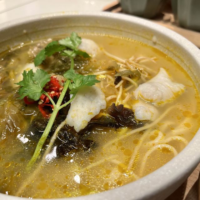 鬧市中一個寧靜的‘台風’晚餐