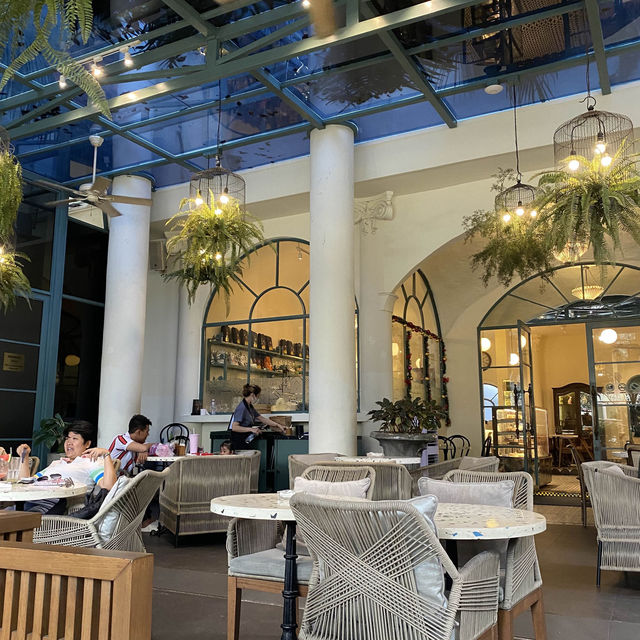 Saigon Casa Cafe