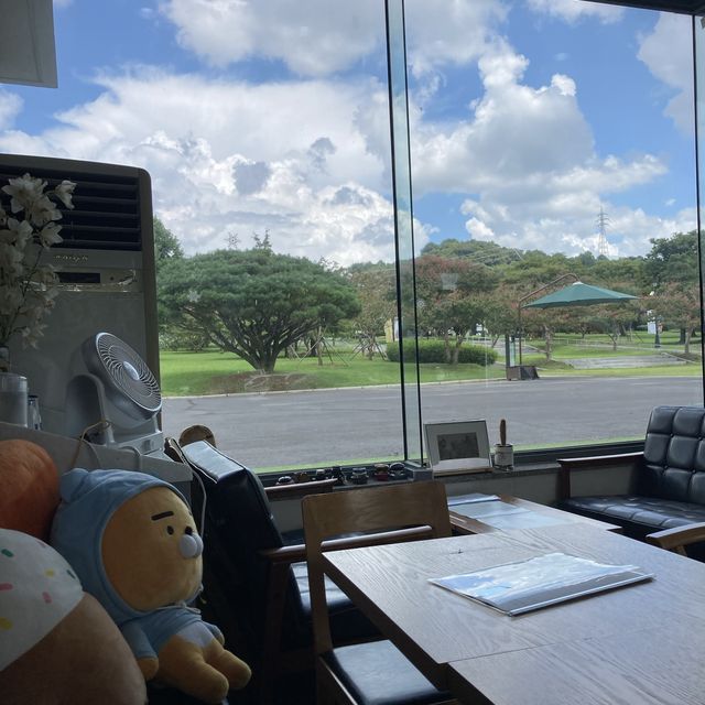 광주박물관과 그 주변 카페