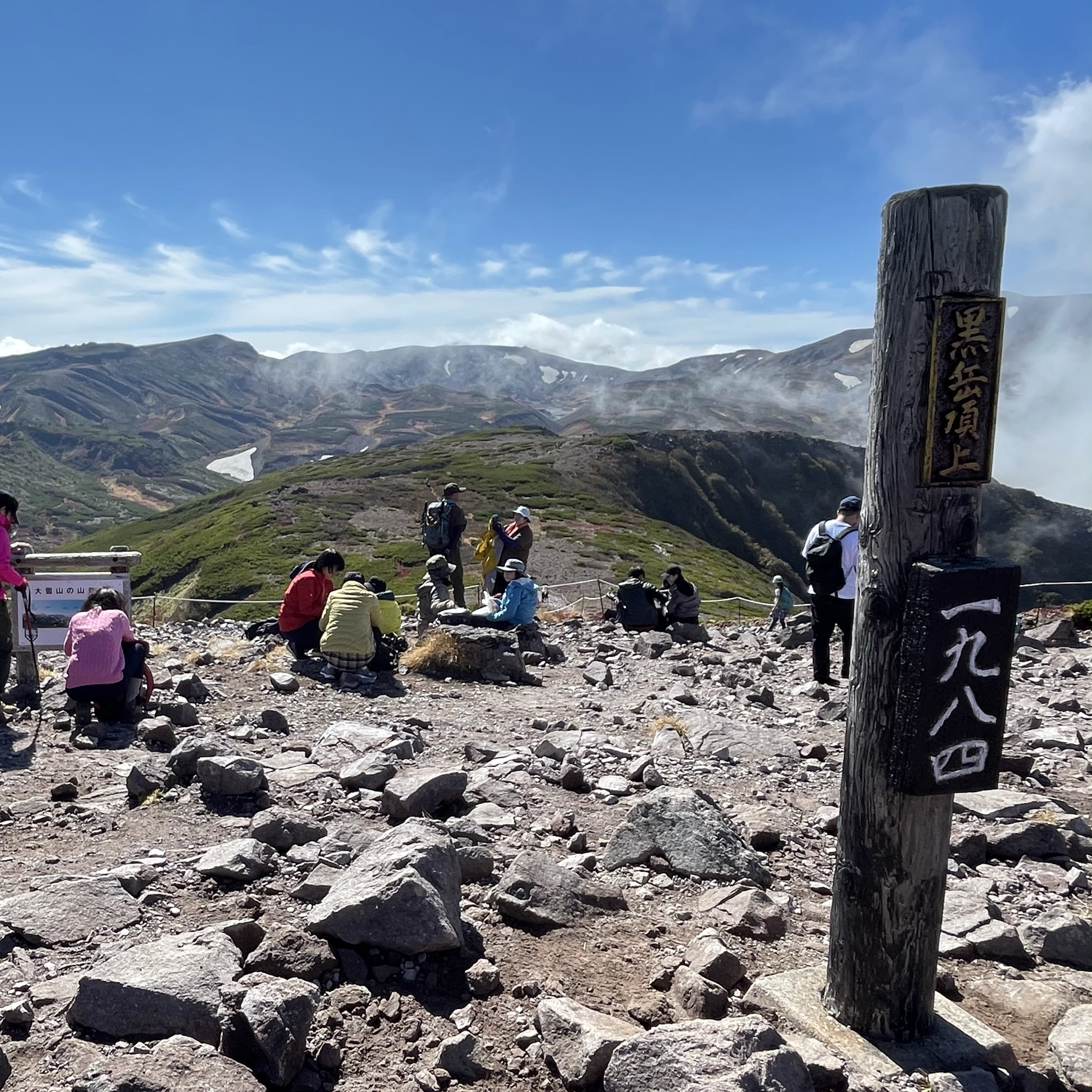 大雪山層雲峡 黒岳ロープウェイのレビュー 大雪山層雲峡 黒岳ロープウェイのチケット 大雪山層雲峡 黒岳ロープウェイの割引 大雪山層雲峡 黒岳ロープウェイの交通機関 所在地 営業時間 大雪山層雲峡 黒岳ロープウェイ周辺の観光スポット ホテル グルメ