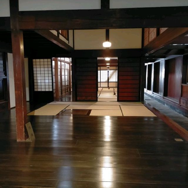 秋田市民俗芸能伝承館 愛称：ねぶり流し館