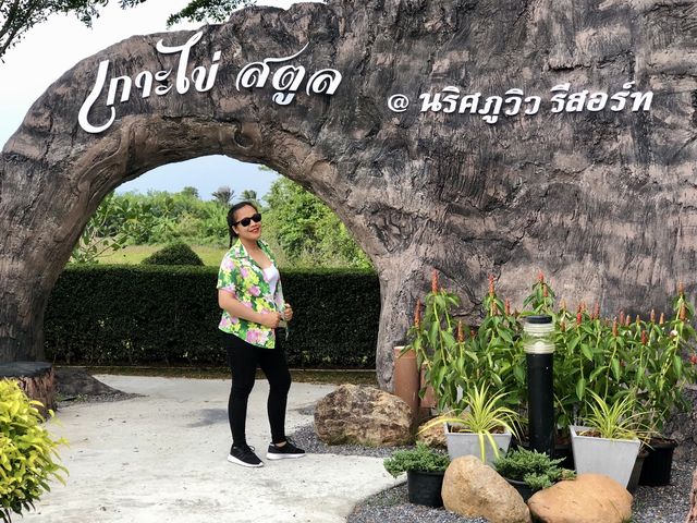Modelling at Naris Phu View Resort