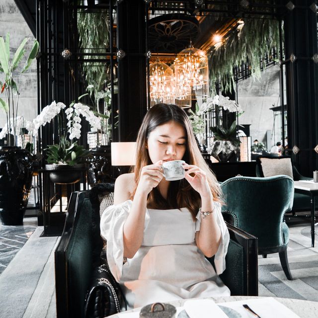 พาไปจิบชา กิน Afternoon Tea กันแบบสวยๆ
